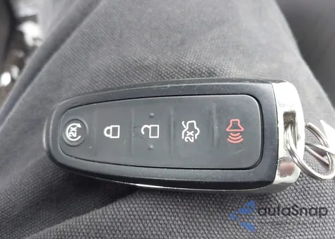 2019 Ford Escape Se from USA, damaged, VIN 1FMCU9GD9KUB19395